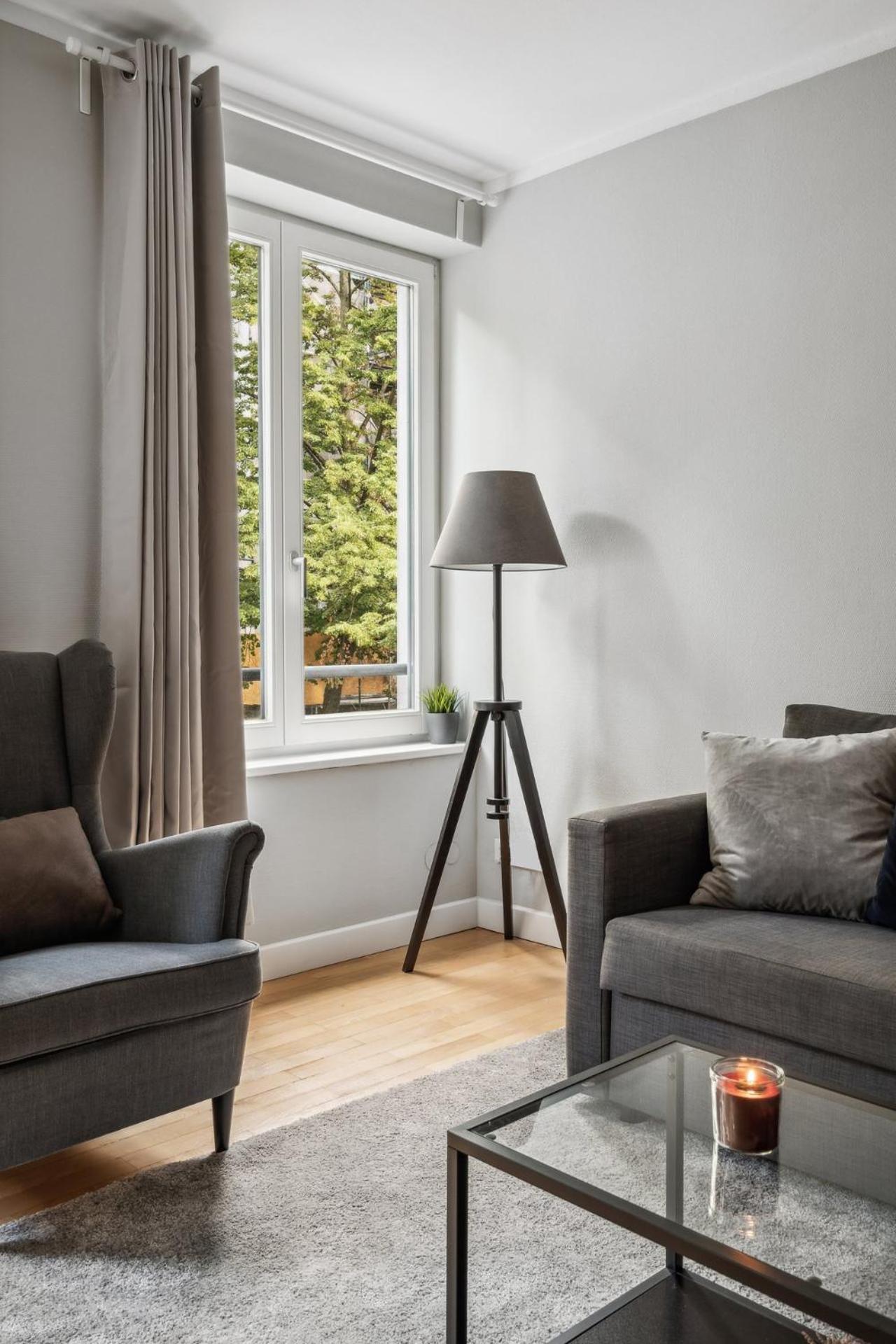 Traumhafte Wohnung Mitten In Charlottenburg Berlino Esterno foto